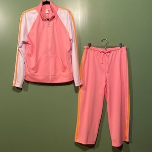 Silverwear Athleisure Set with wide leg capris